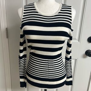 NY&Co Black & White Cold Shoulder Top NWT Medium